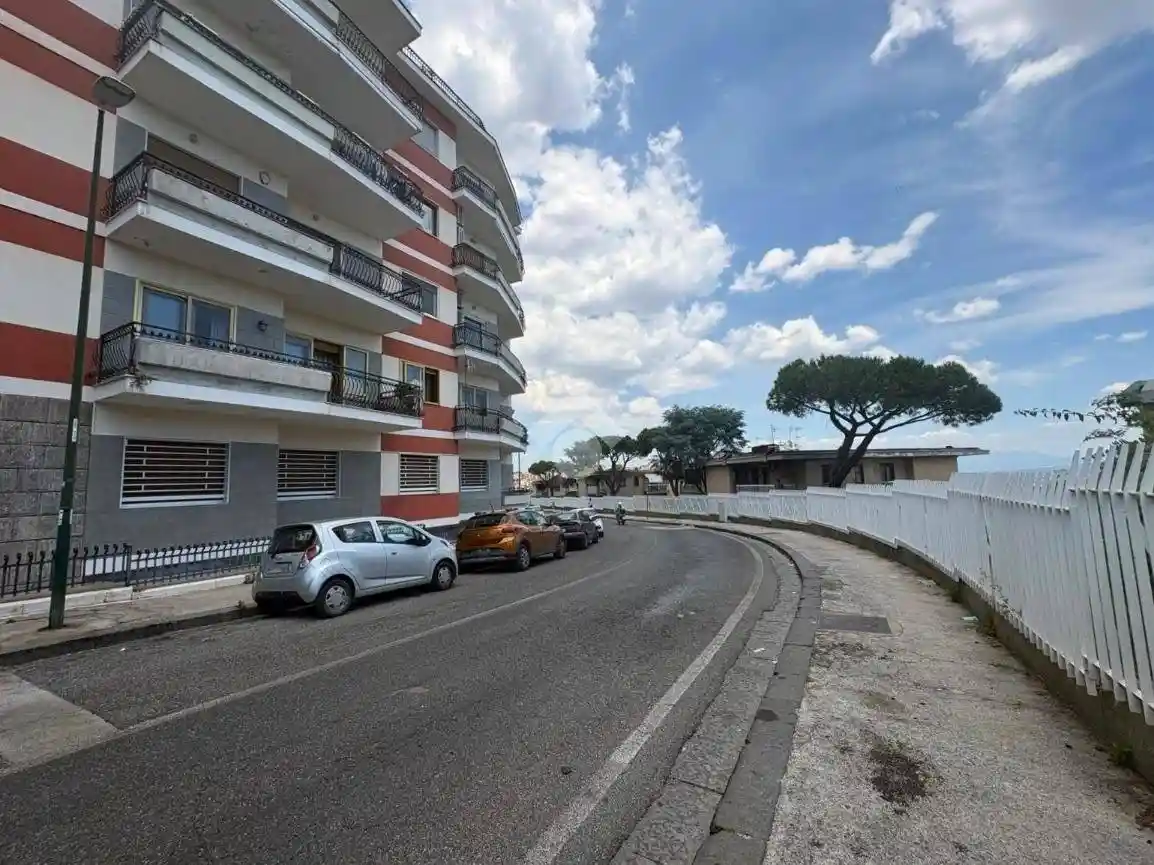 Appartamento in asta a Napoli