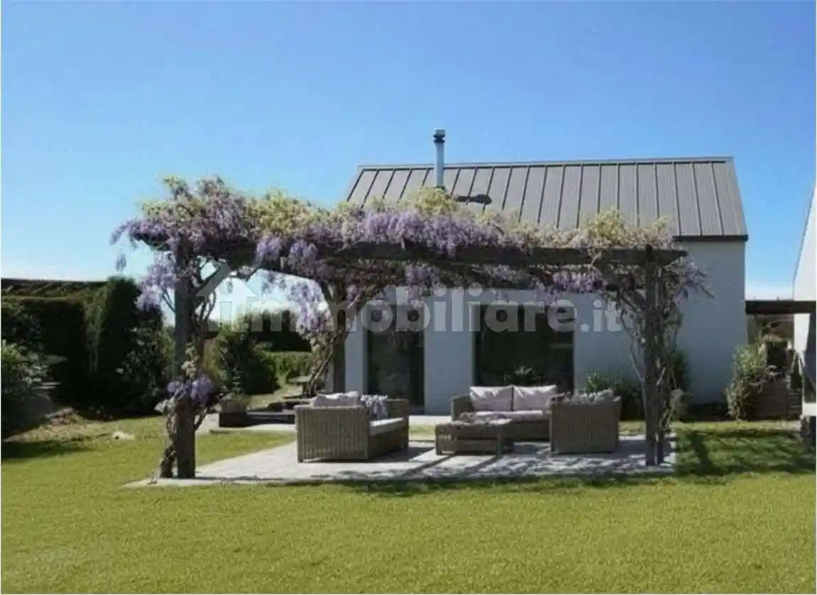 Villa in vendita a Caerano di San Marco