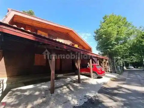 Villa in vendita a Ventasso