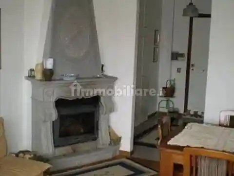 Appartamento in vendita a Ventasso