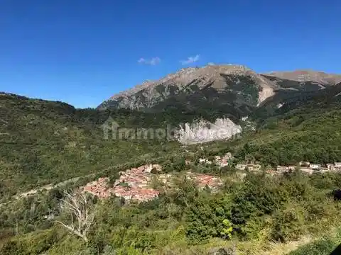 Villa in vendita a Fivizzano