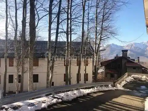 Appartamento in vendita a Ventasso