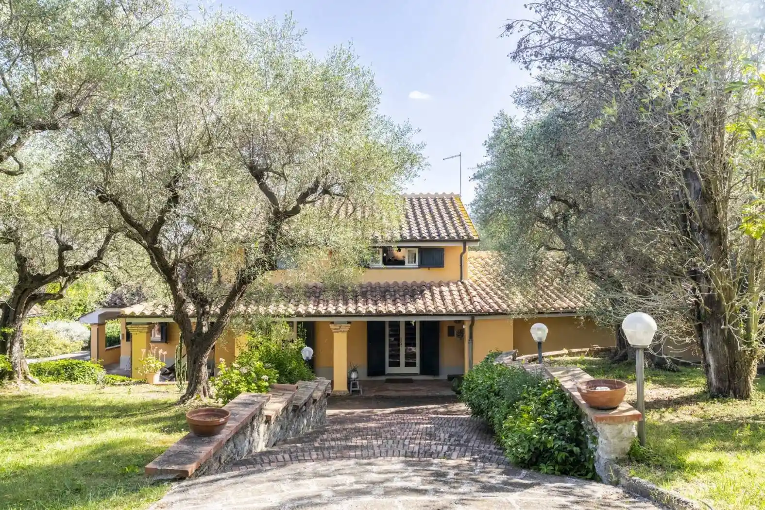 Villa in vendita a Castelnuovo di Porto
