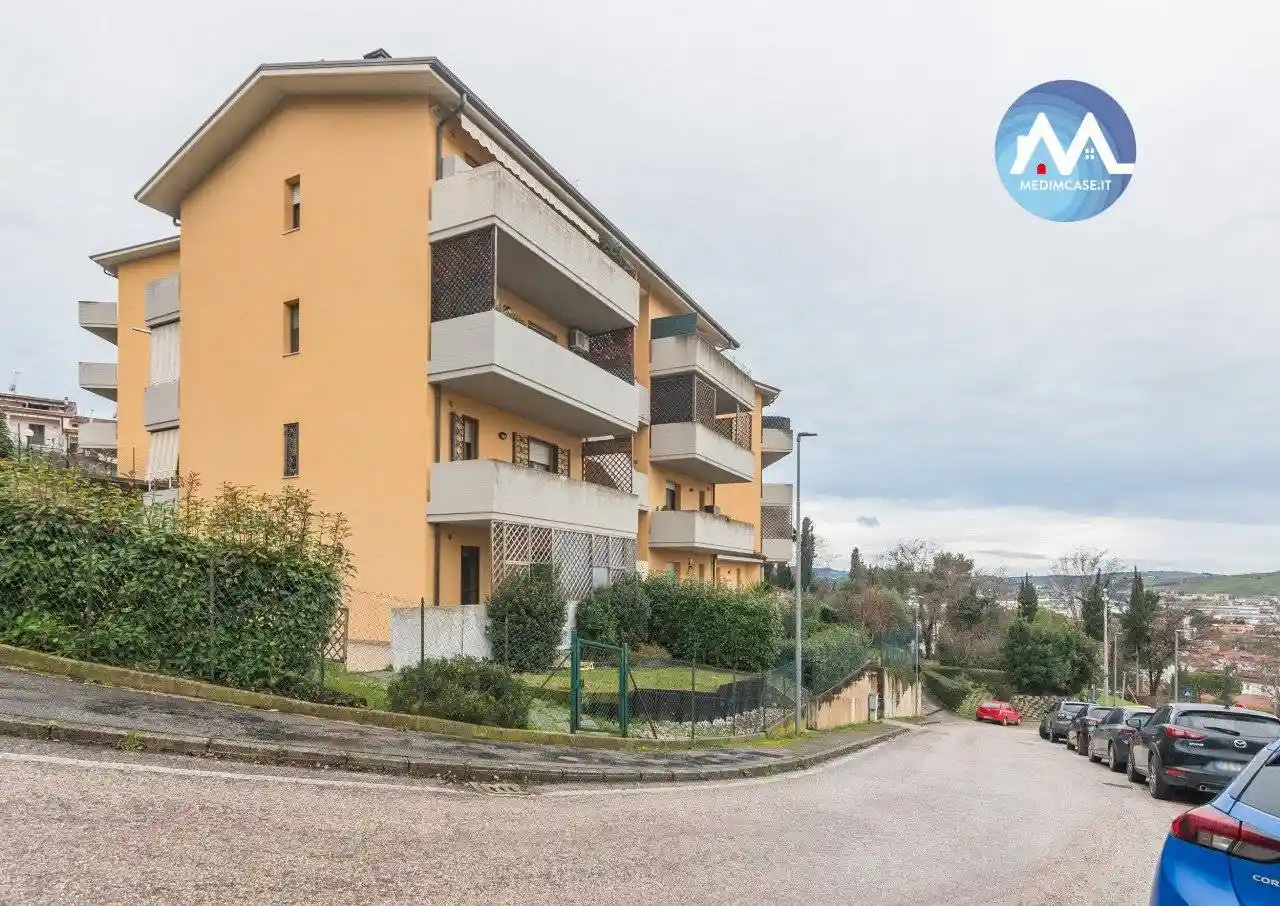 Appartamento in vendita a Montelabbate