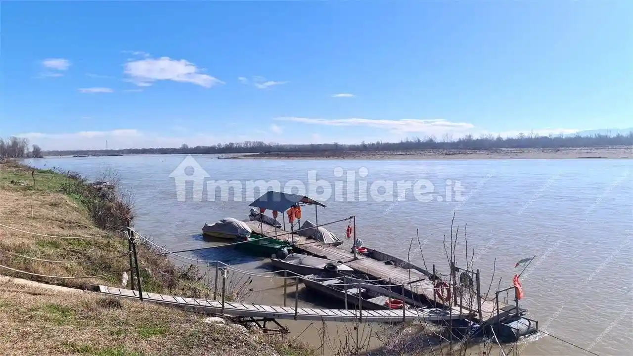 Rustico - Casale in vendita a Mezzana Bigli