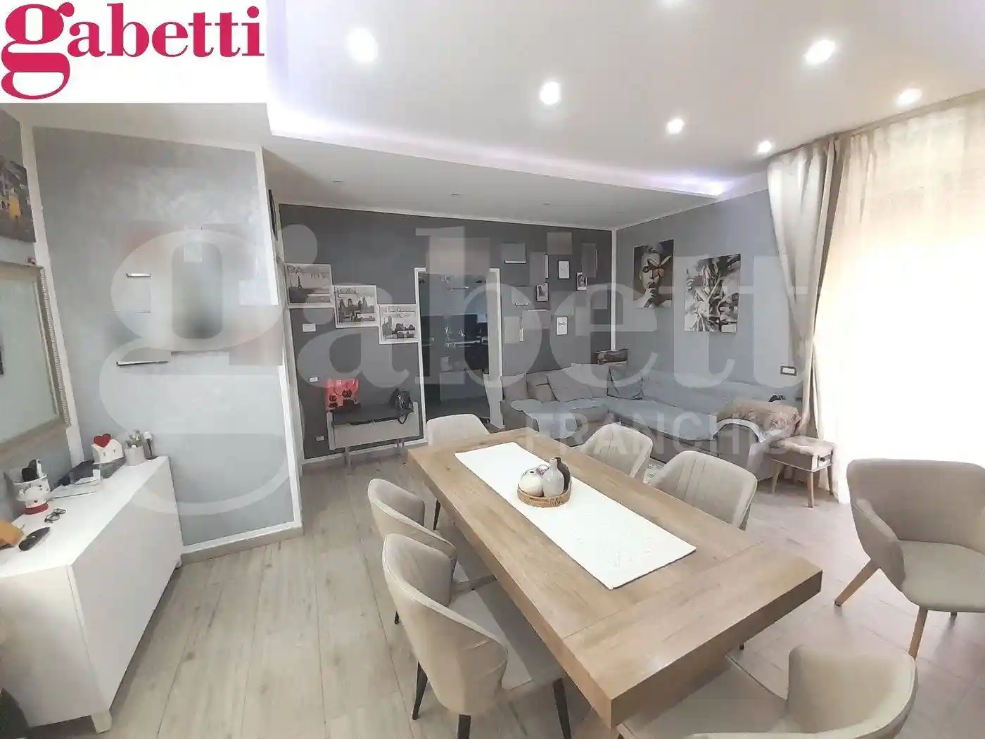 Villa in vendita a Colle di Val d'Elsa