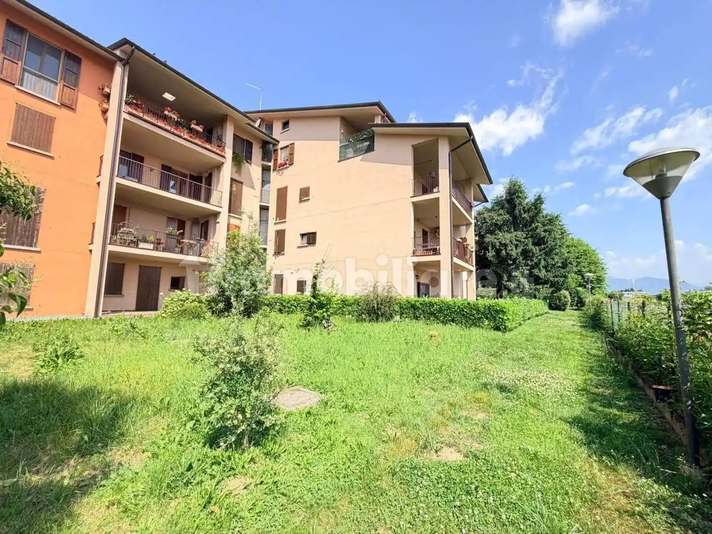 Appartamento in vendita a Bonate Sotto