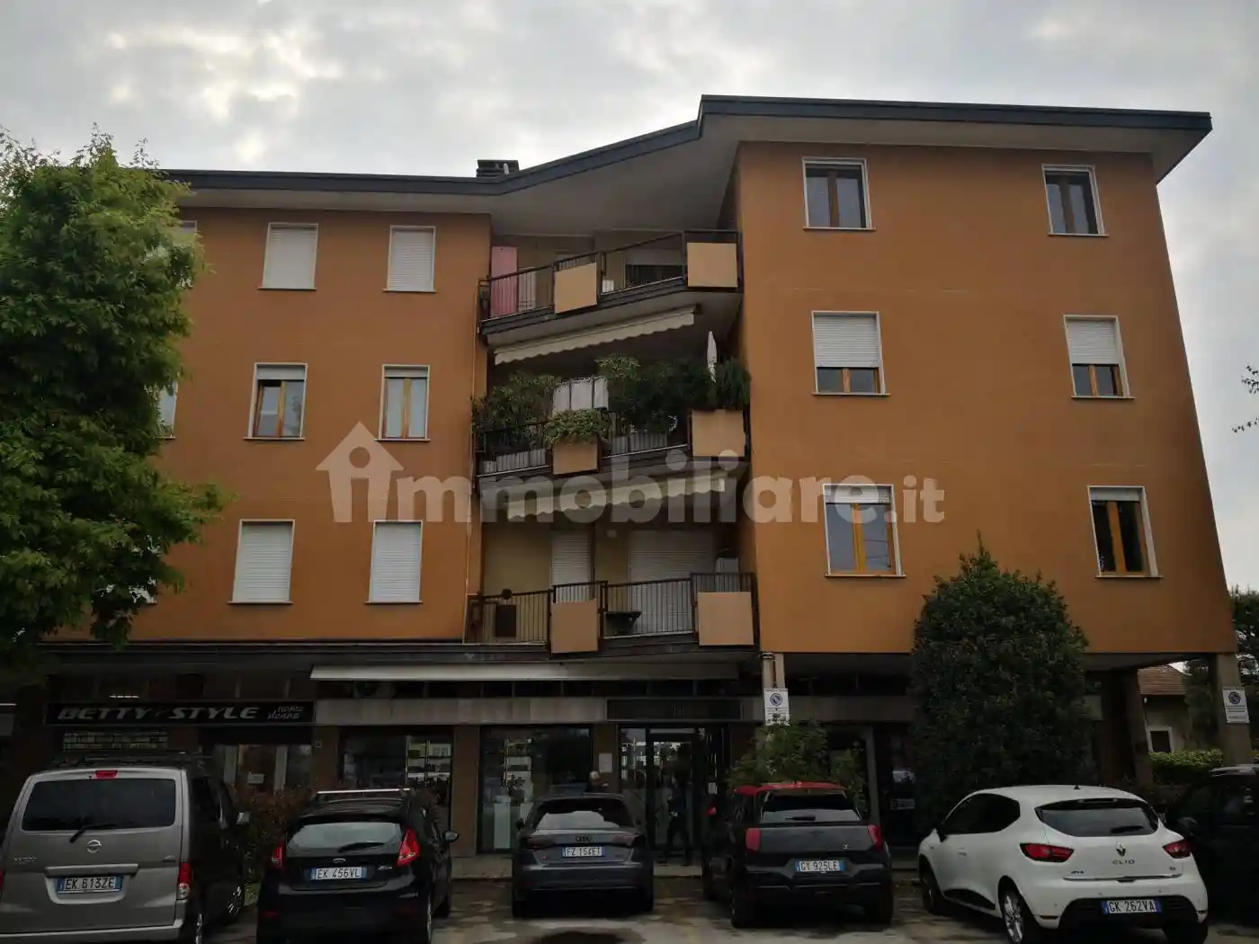 Appartamento in vendita a Lurate Caccivio