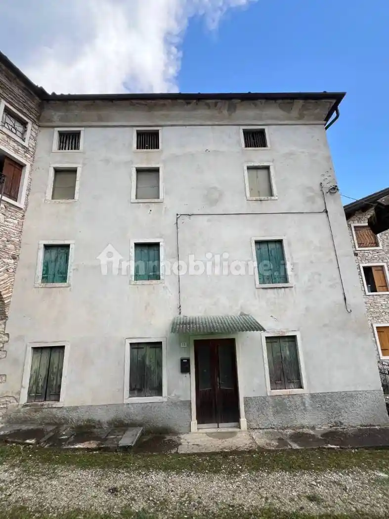 Casa indipendente in vendita a San Pietro Mussolino