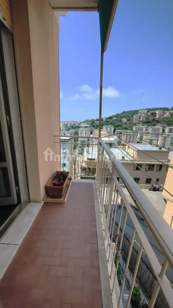 Appartamento in vendita a Genova