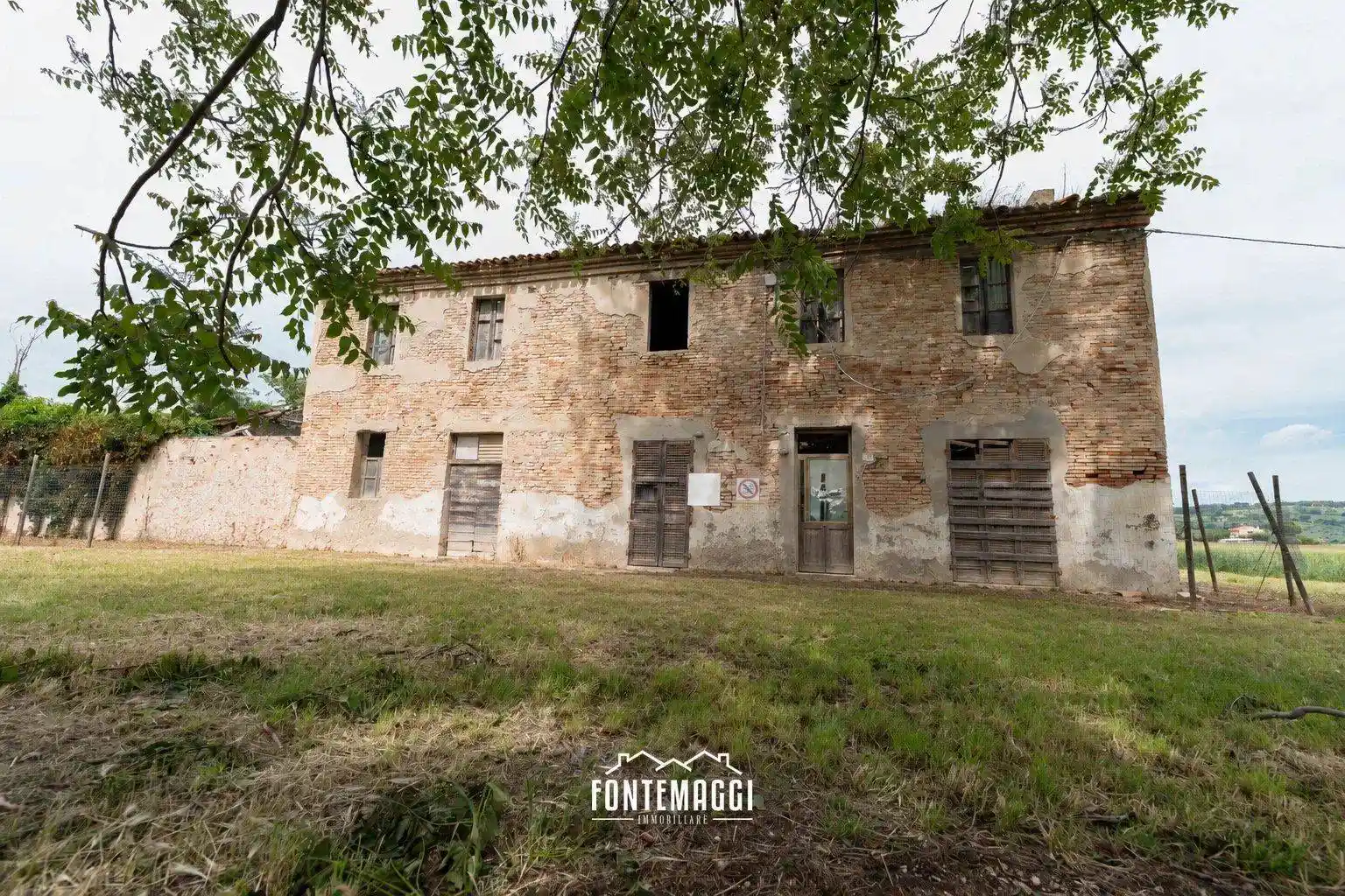 Rustico - Casale in vendita a Fano