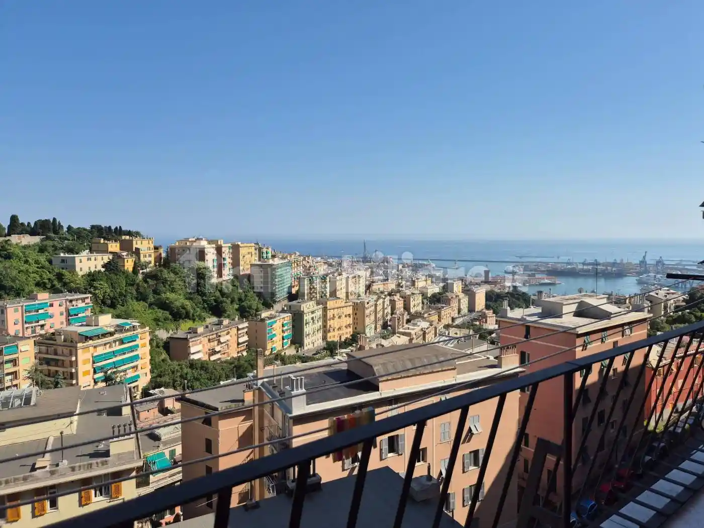 Appartamento in vendita a Genova