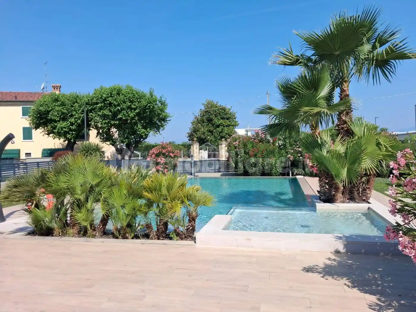 Appartamento in vendita a Peschiera del Garda