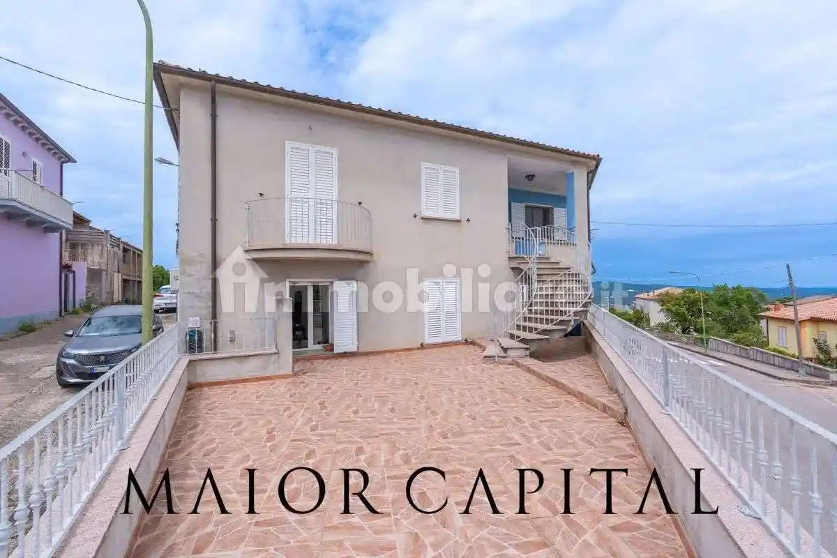 Appartamento in vendita a Luras