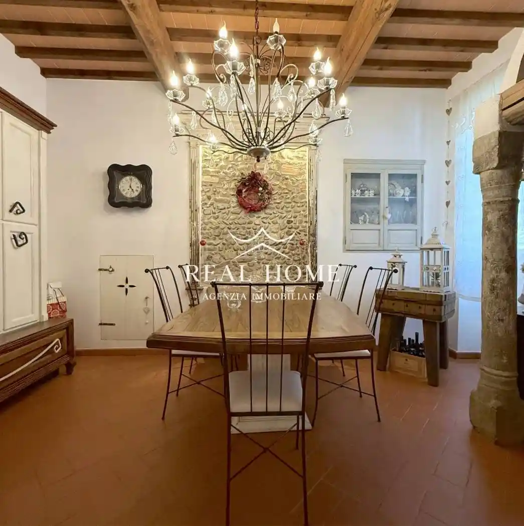 Villa in vendita a Prato
