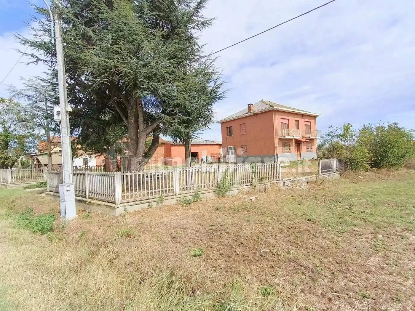 Casa indipendente in vendita a Valfenera