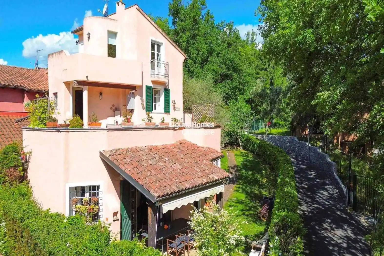 Villa in vendita a Garlenda
