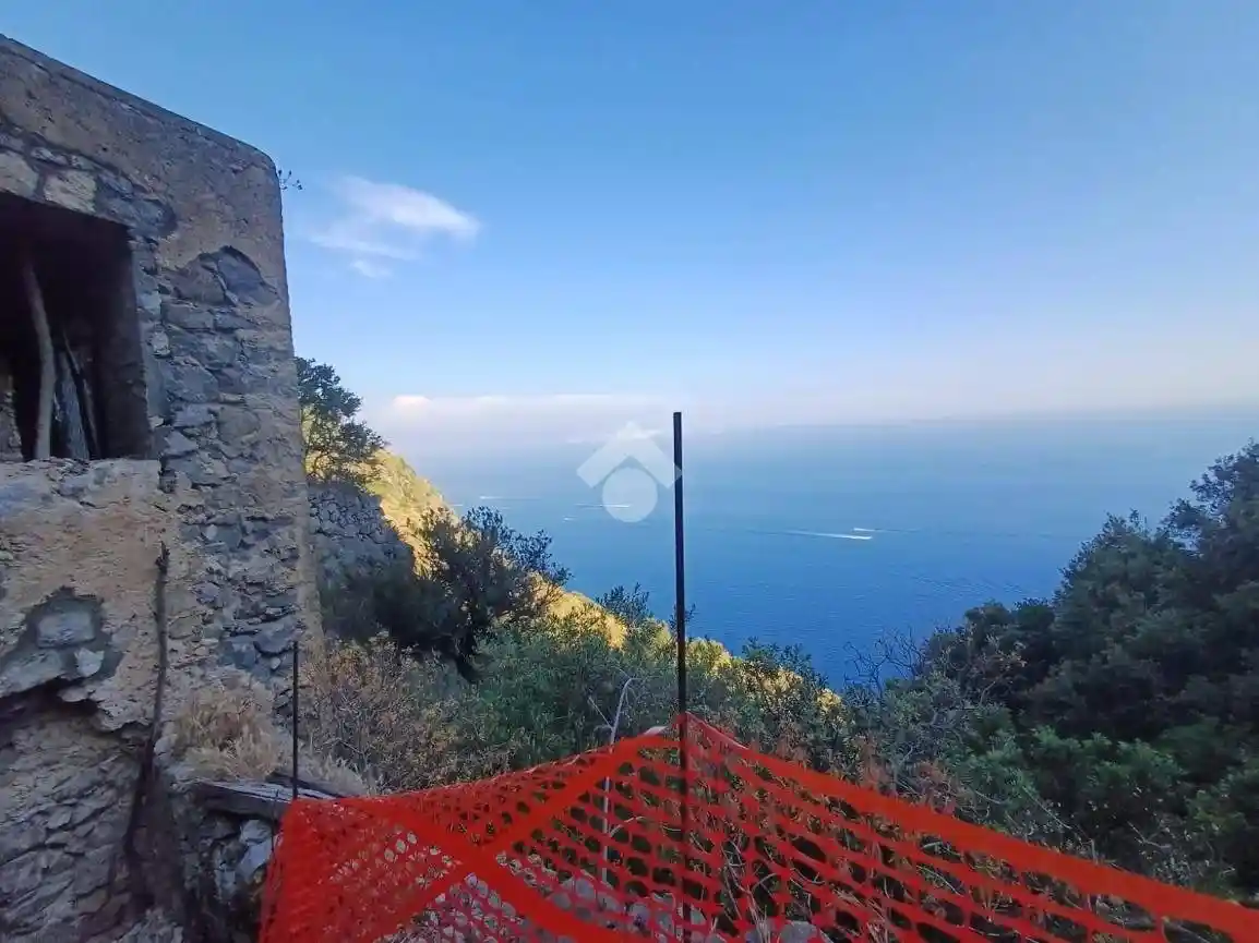 Casa indipendente in vendita a Furore