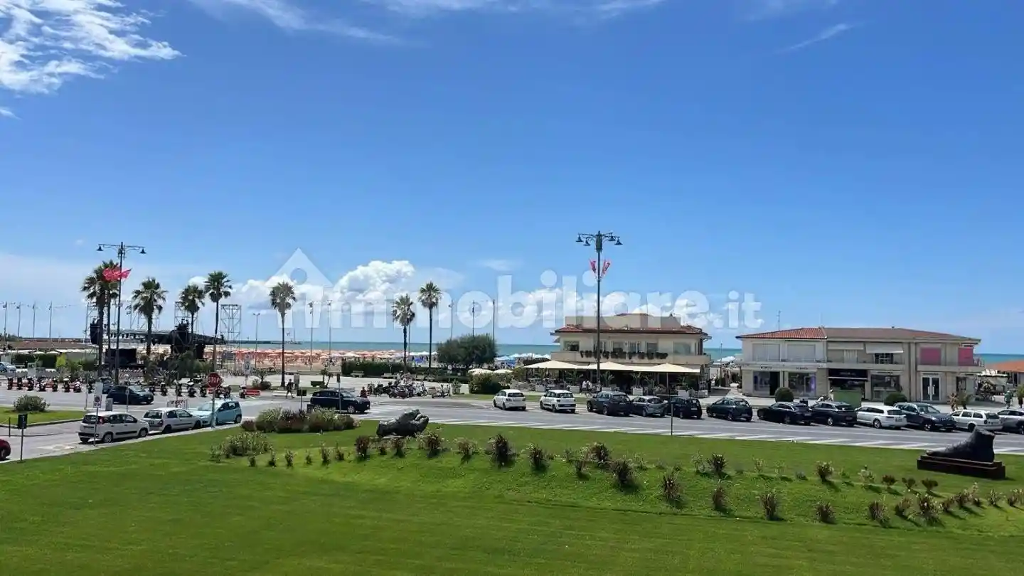 Appartamento in affitto a Viareggio