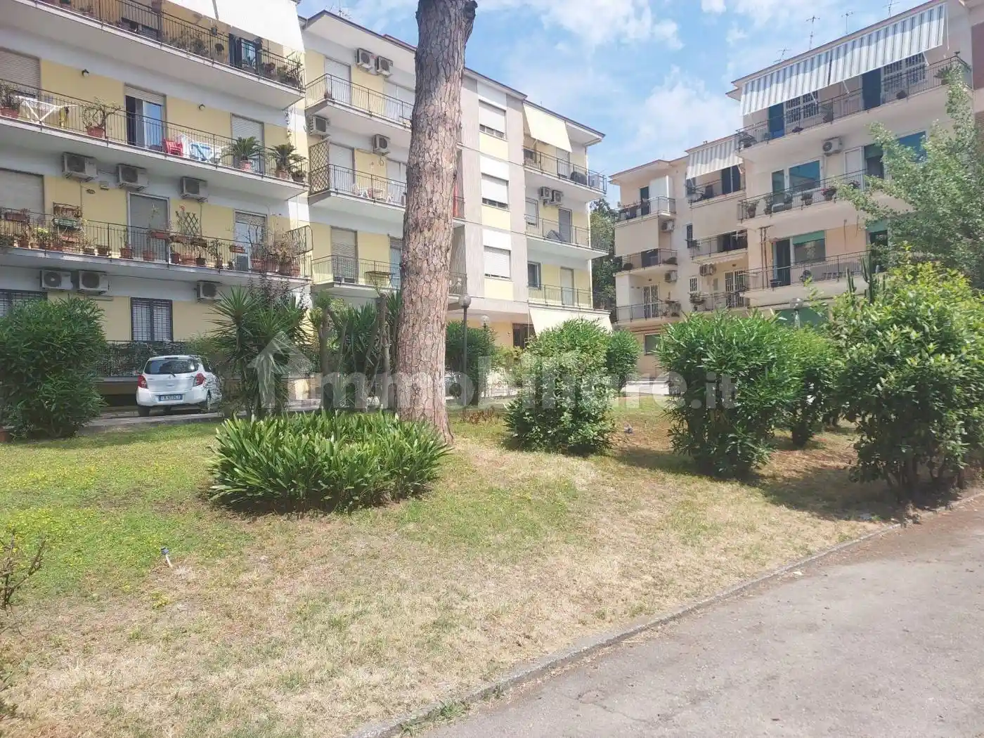 Appartamento in vendita a Napoli