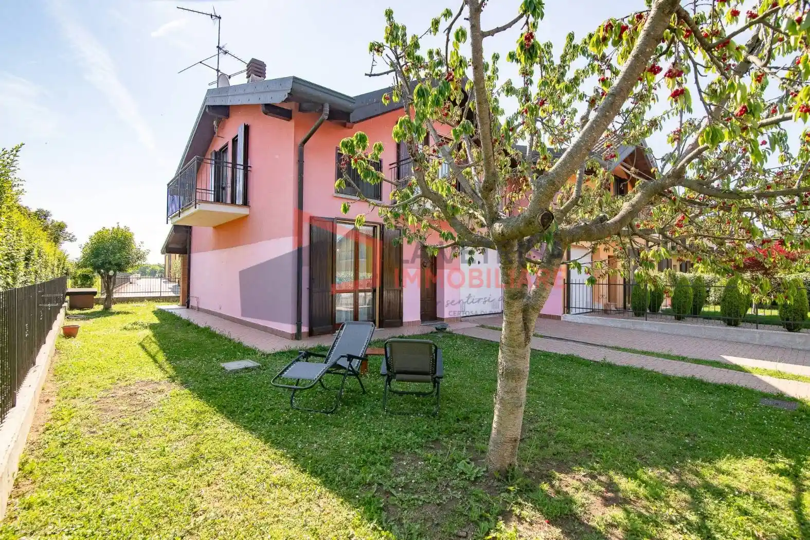 Villa in vendita a Stradella