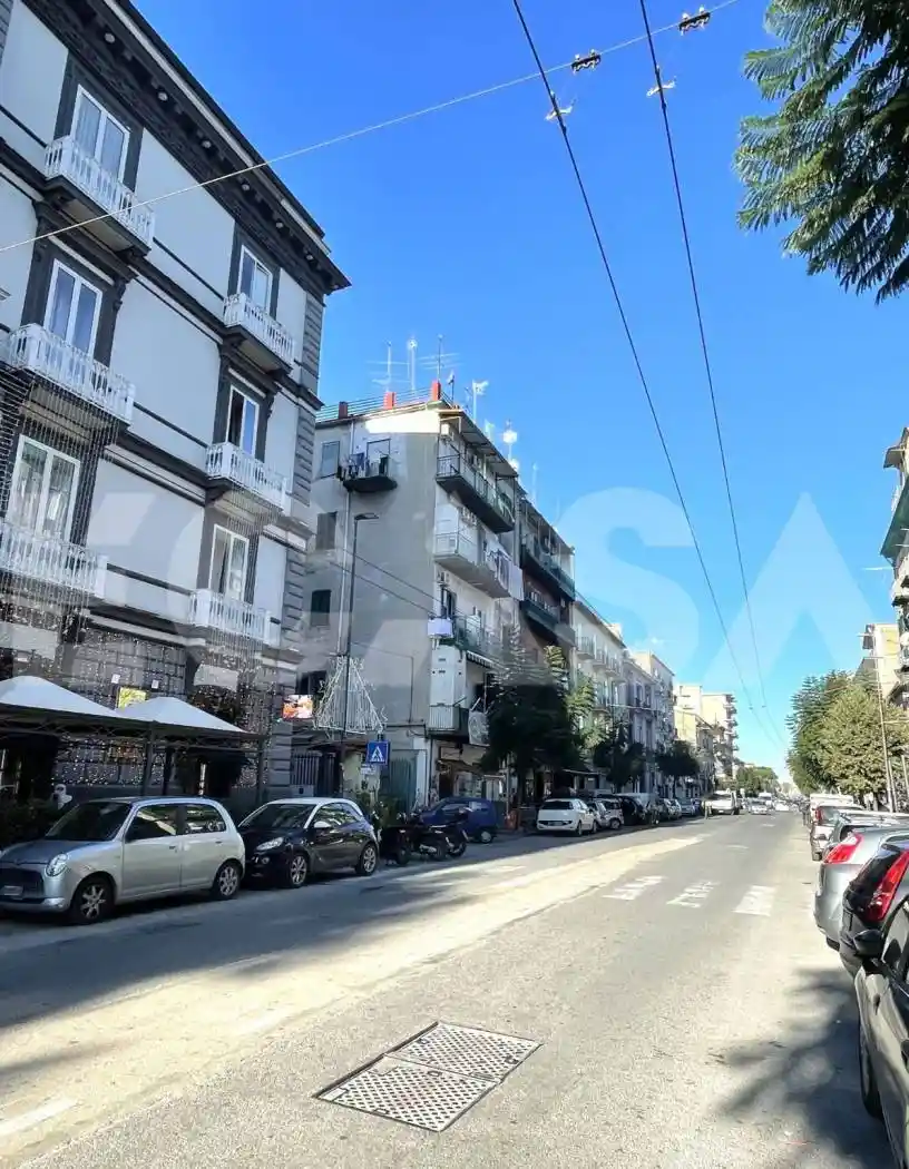 Appartamento in vendita a Napoli