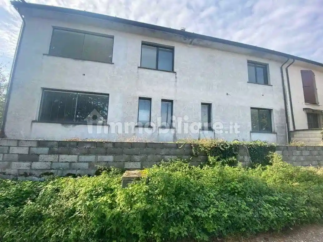 Casa indipendente in vendita a Monticelli d'Ongina