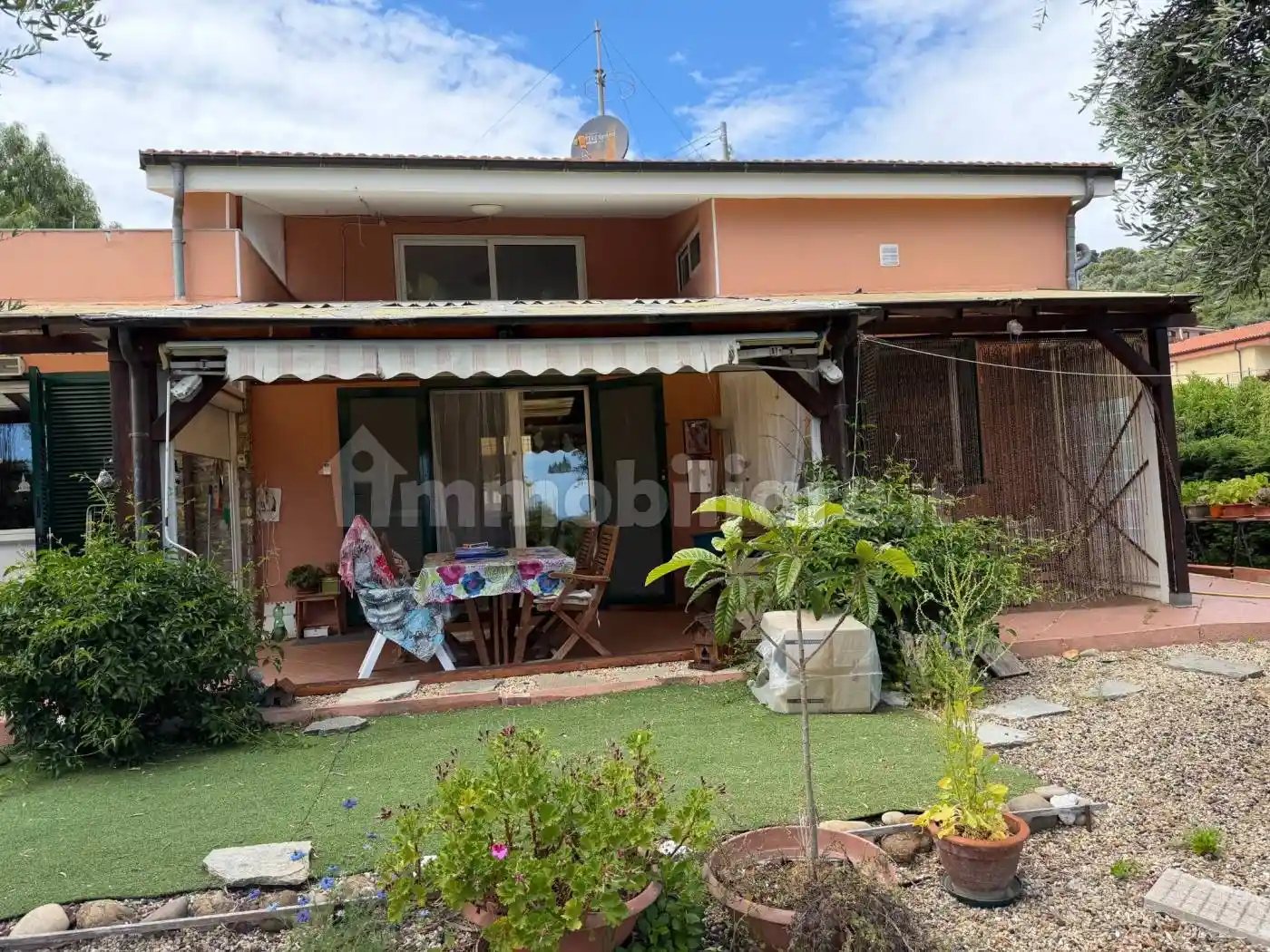 Villa in vendita a Cipressa