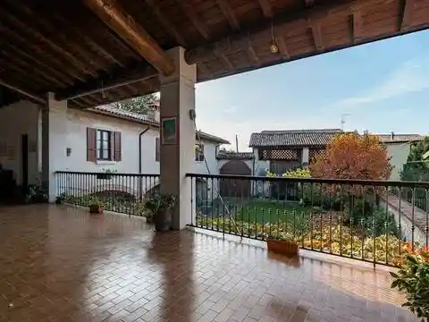 Rustico - Casale in vendita a Polpenazze del Garda