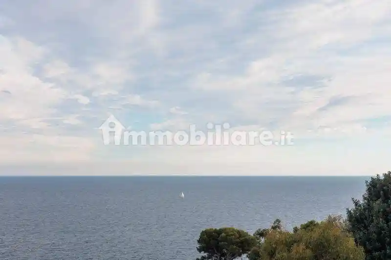 Appartamento in vendita a Cervo