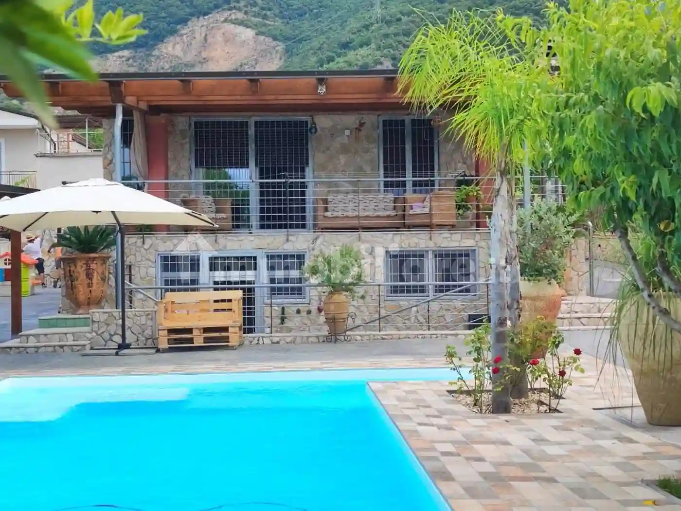 Villa - foto 2