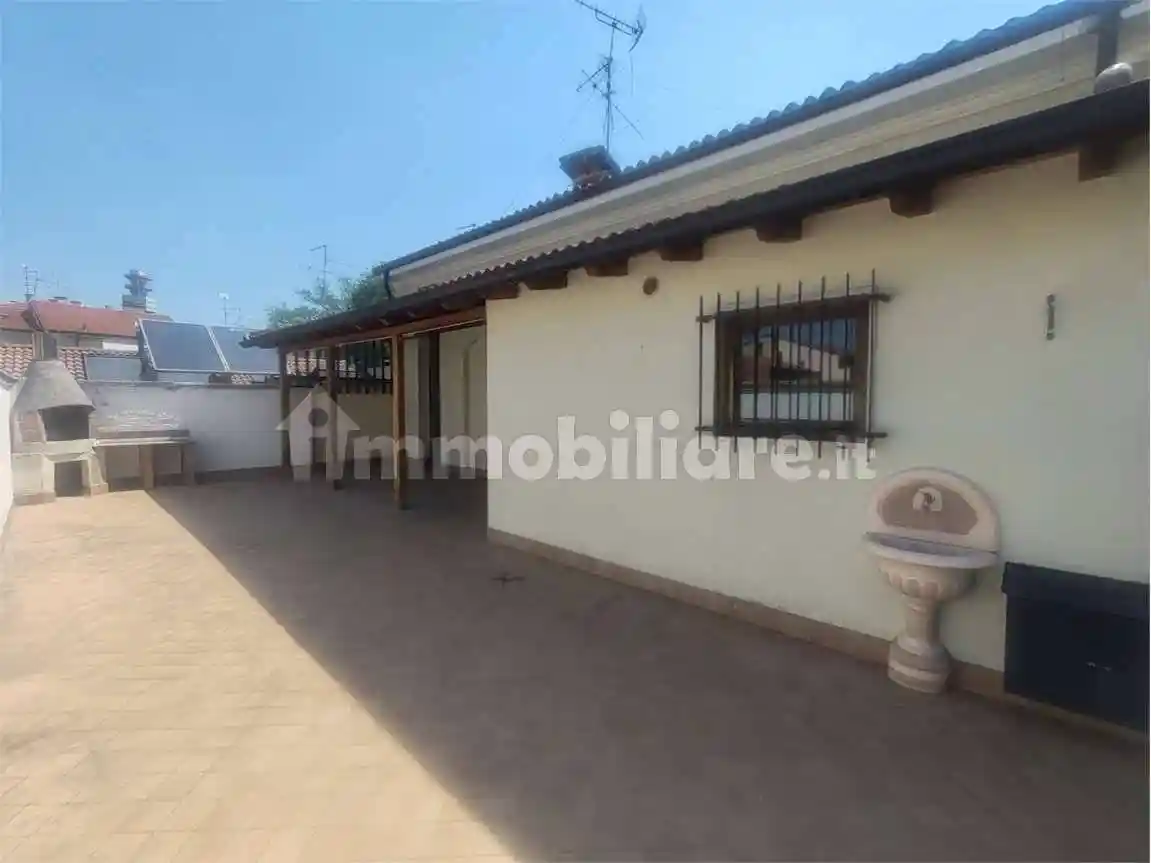 Casa indipendente in vendita a Verona