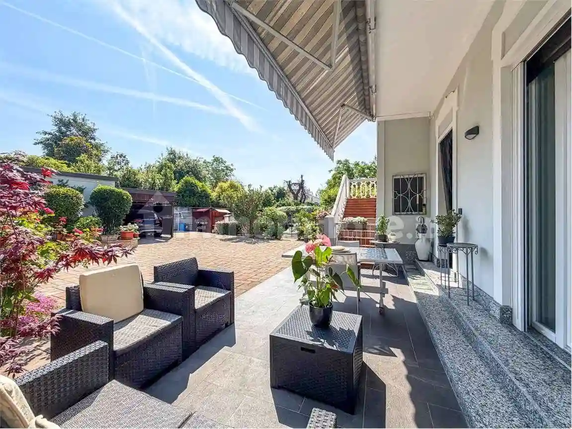 Villa - foto 3