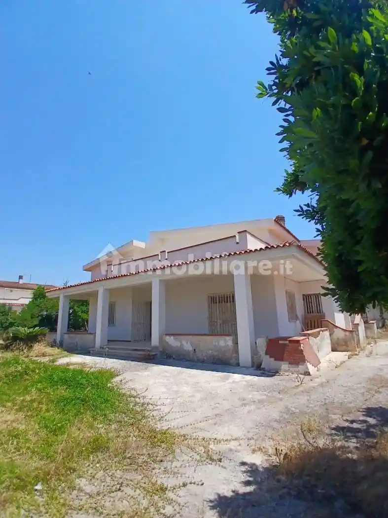 Villa in vendita a Siracusa