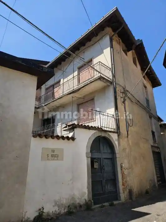 Appartamento in vendita a Valbrona