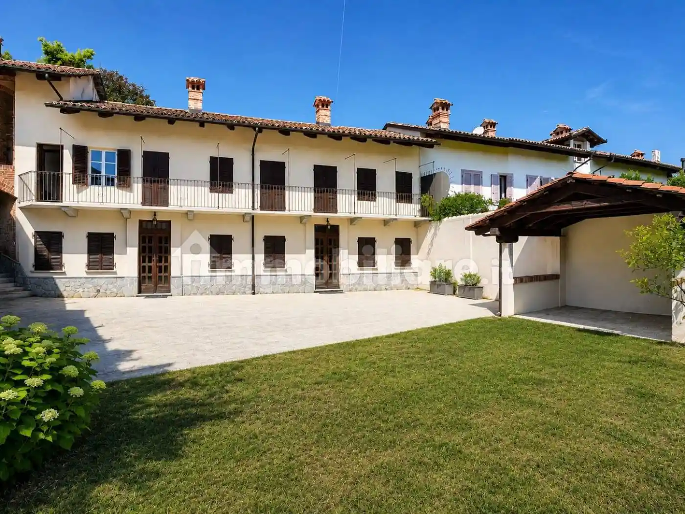 Rustico - Casale in vendita a Vezza d'Alba