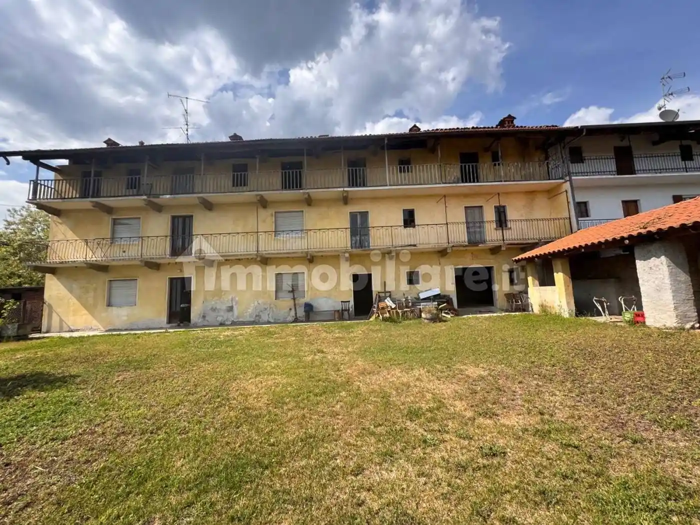 Rustico - Casale in vendita a Fontaneto d'Agogna