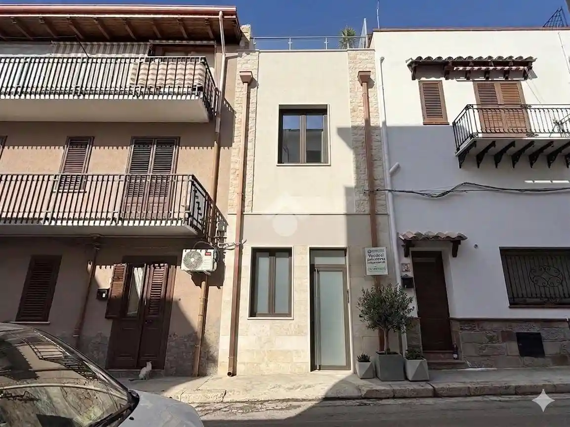 Casa indipendente in vendita a Terrasini