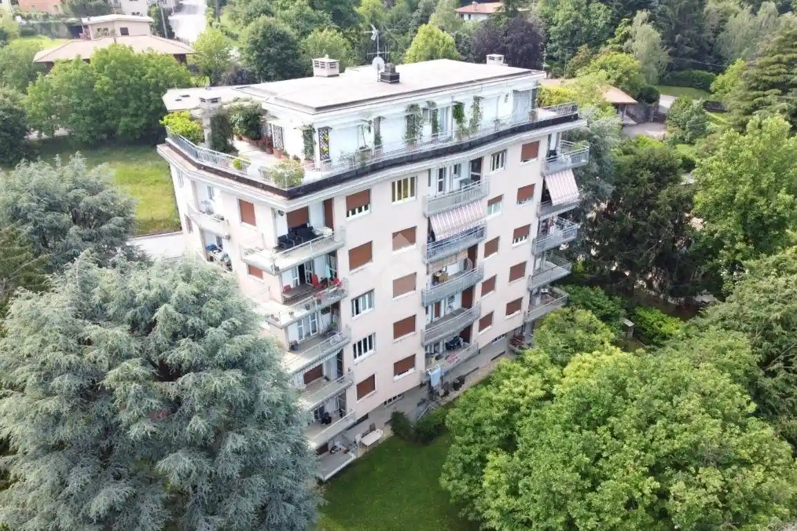 Appartamento in vendita a Sirtori