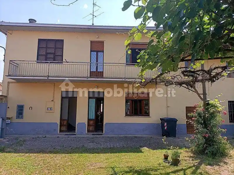 Casa indipendente in vendita a Mortara