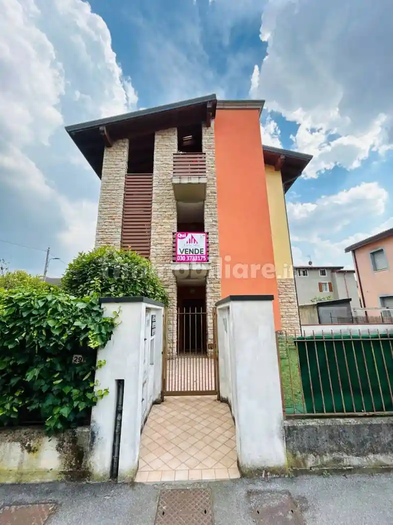 Appartamento in vendita a Brescia