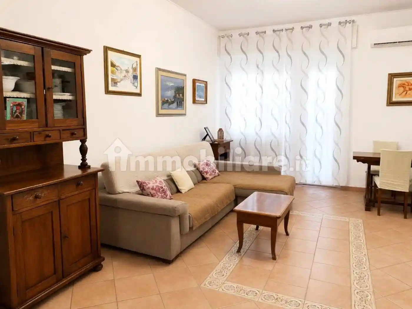 Appartamento in vendita a Novara
