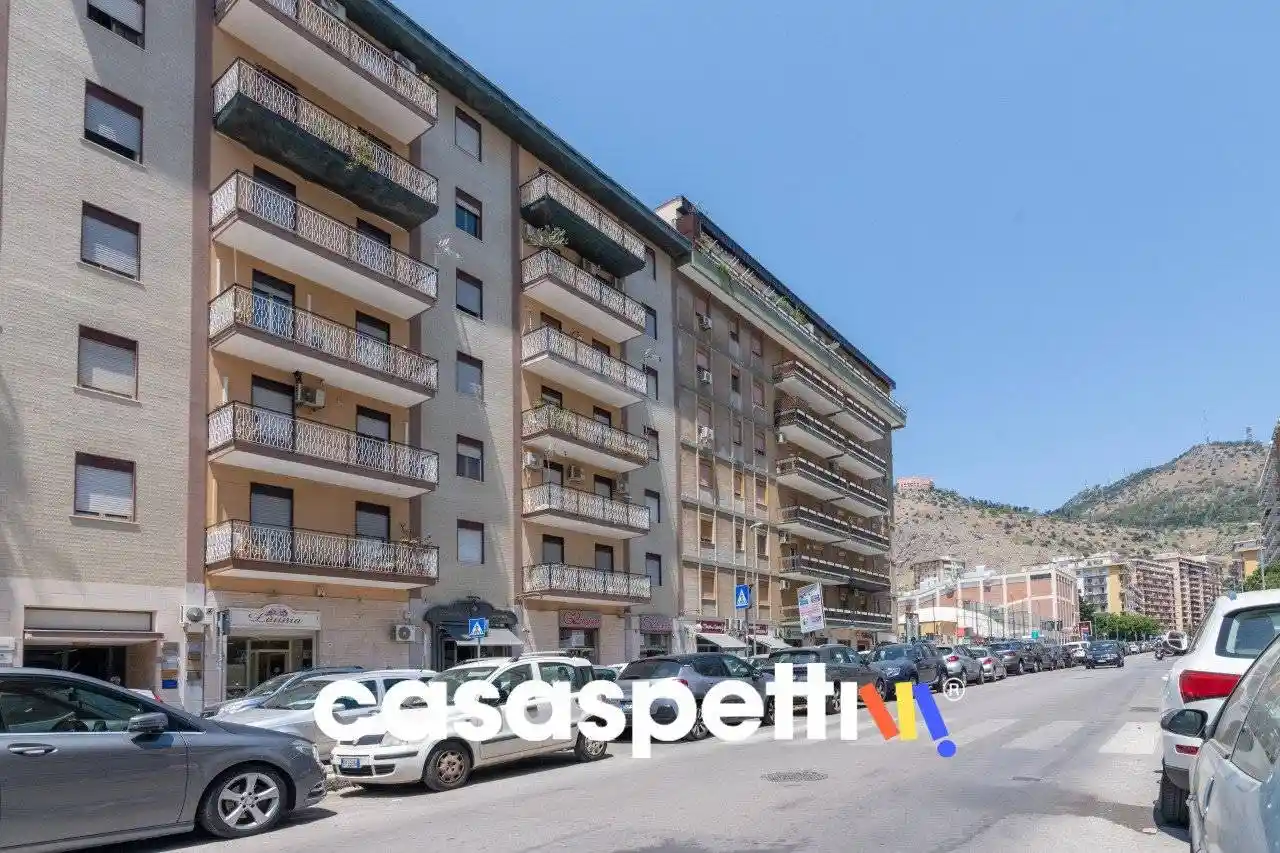 Appartamento in vendita a Palermo