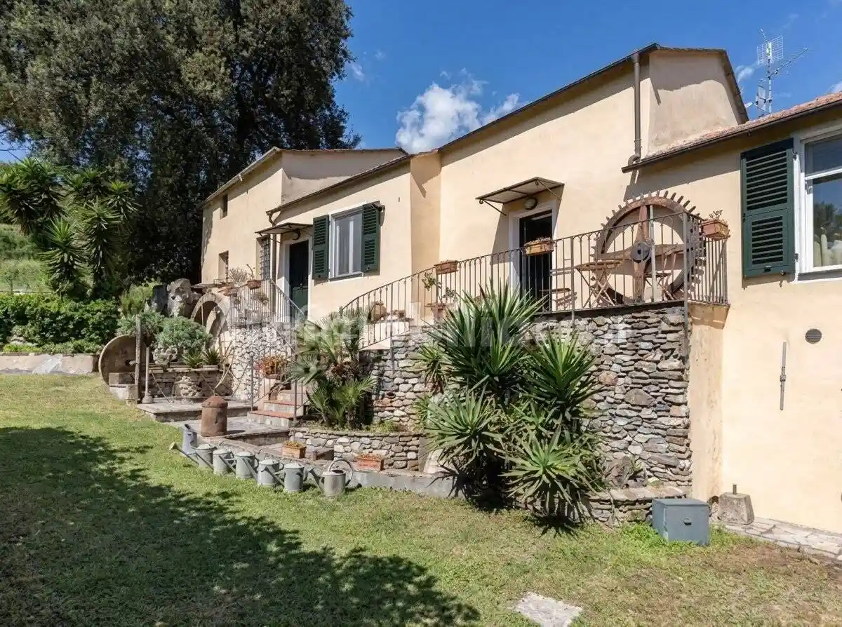 Villa in vendita a Imperia