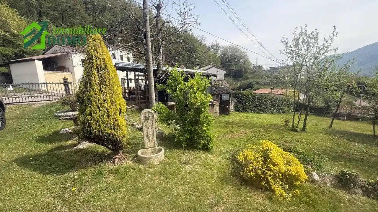 Casa indipendente in vendita a Cogollo del Cengio