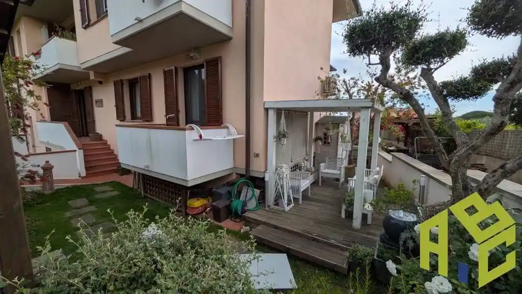Appartamento in vendita a Rosignano Marittimo