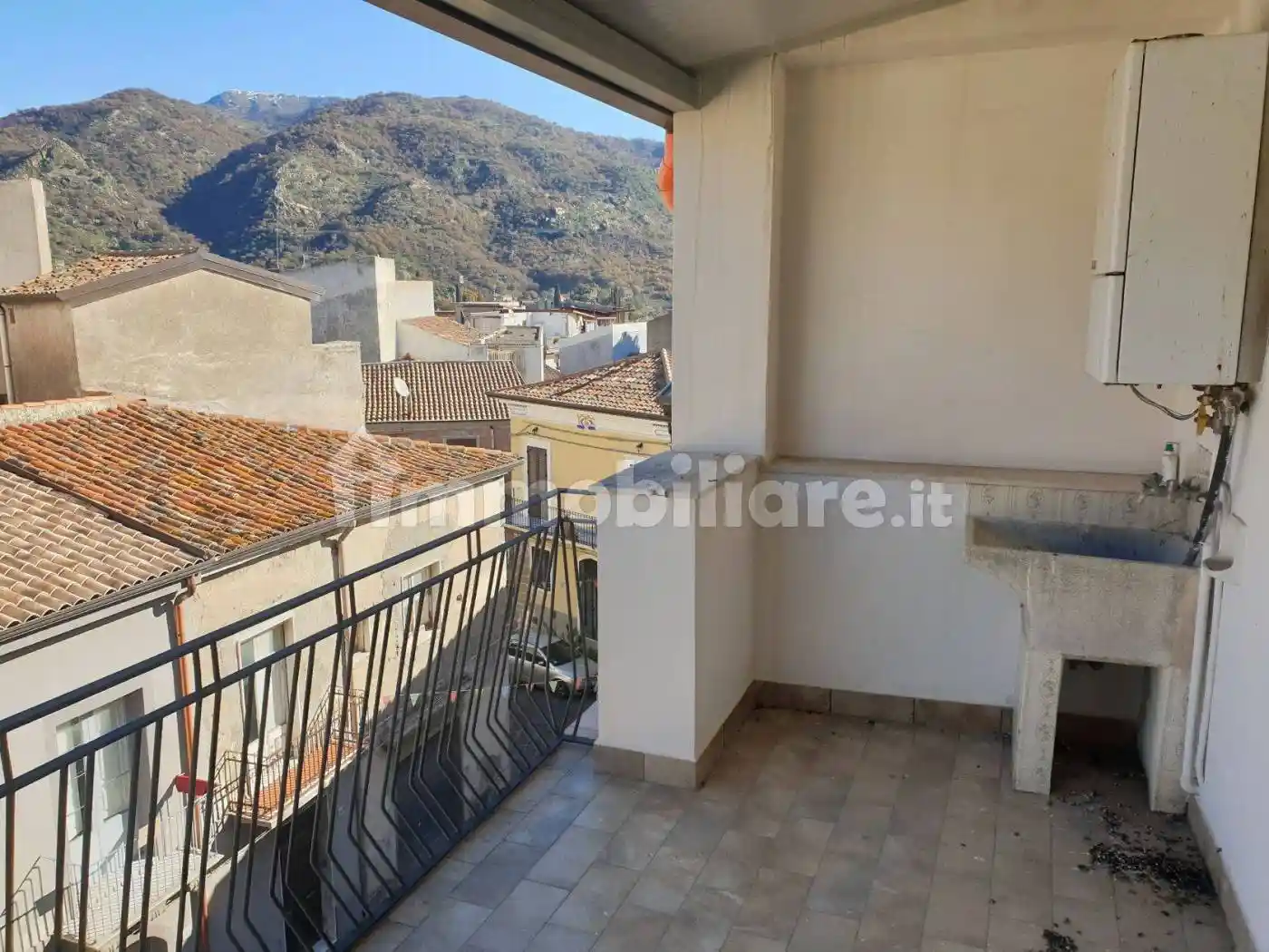Casa indipendente in vendita a Francavilla di Sicilia