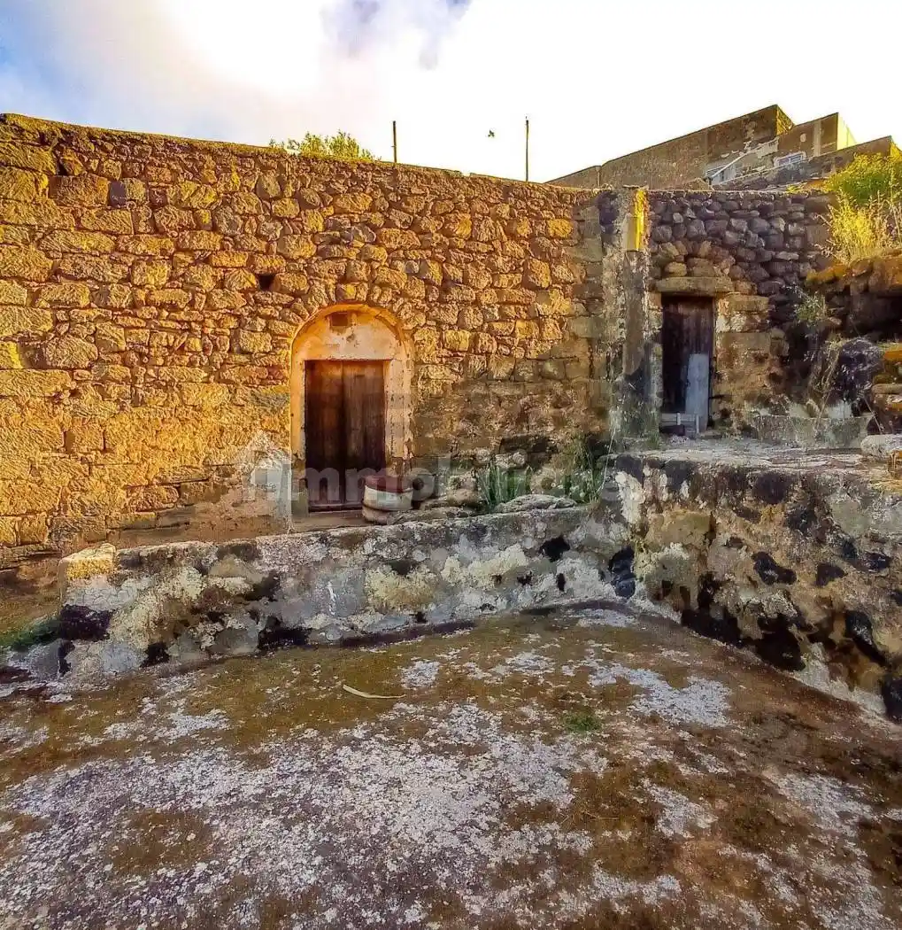 Appartamento in vendita a Pantelleria