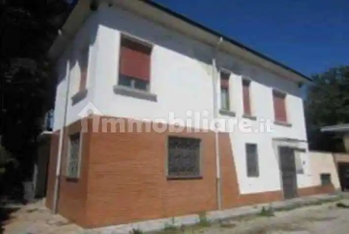 Casa indipendente in vendita a Jerago con Orago