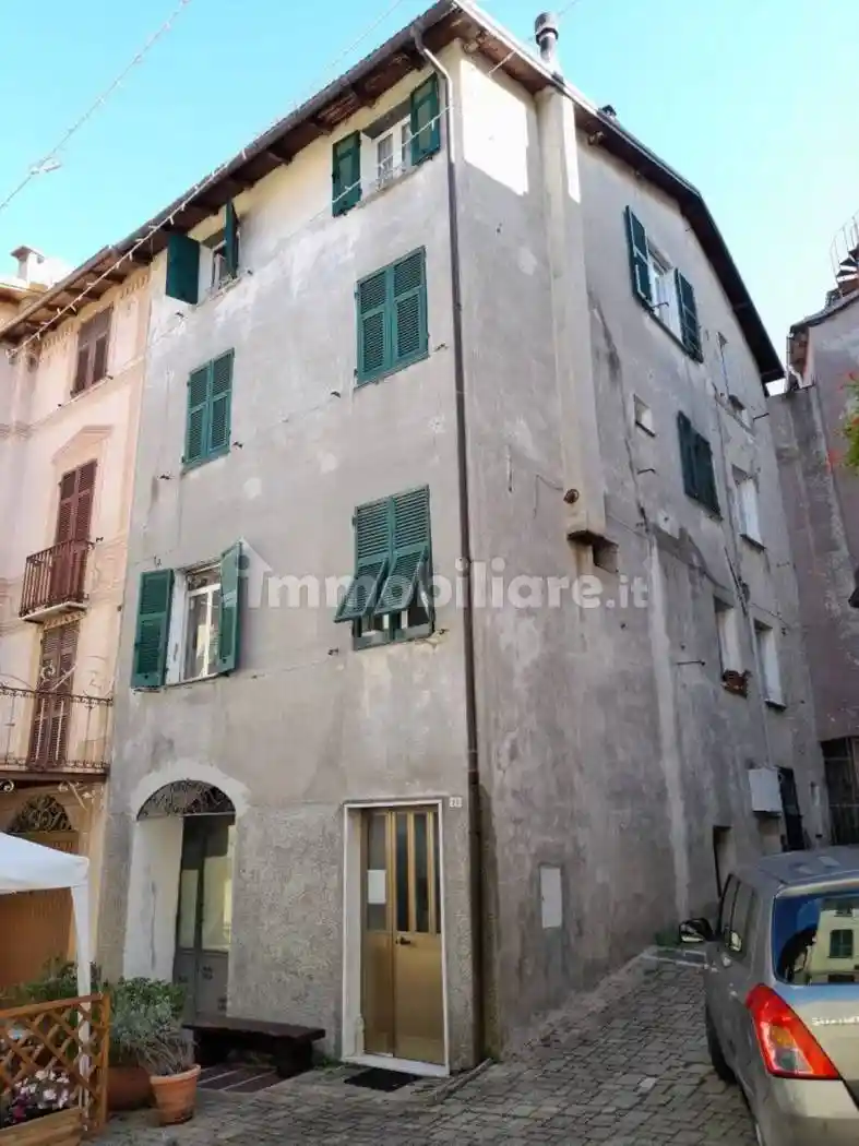 Appartamento in vendita a Torriglia